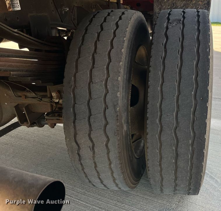 image for item EL5701 2015 Dodge Ram 5500 Crew Cab flatbed truck