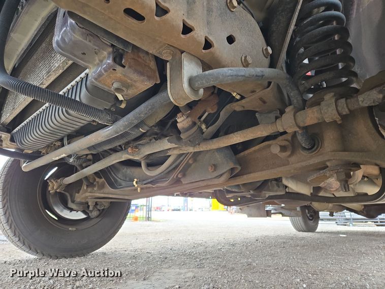 image for item EL5717 2007 Ford E350 Super Duty van