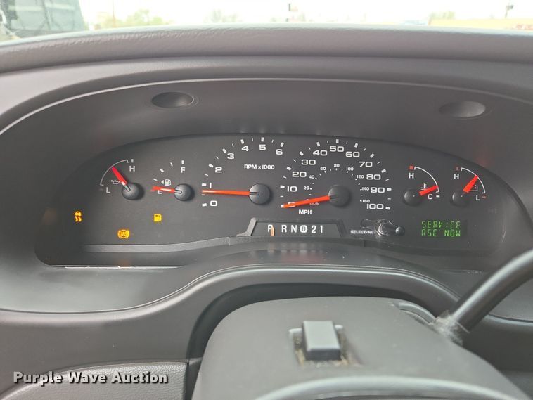 image for item EL5717 2007 Ford E350 Super Duty van