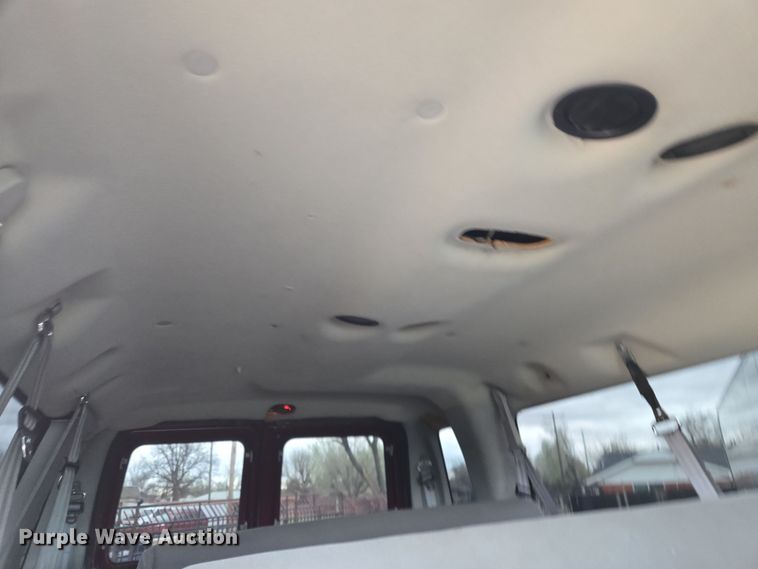 image for item EL5717 2007 Ford E350 Super Duty van