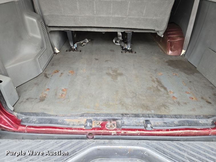 image for item EL5717 2007 Ford E350 Super Duty van