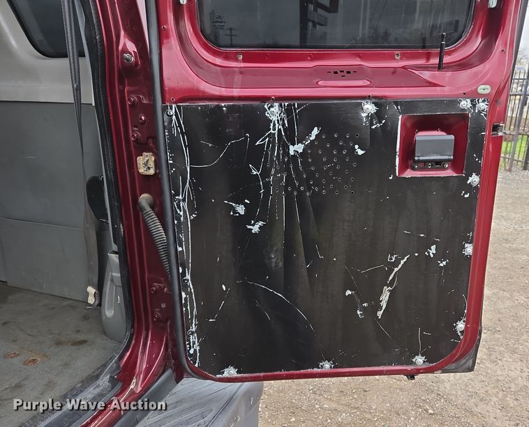 image for item EL5717 2007 Ford E350 Super Duty van
