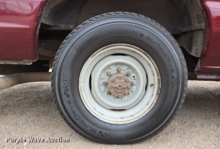 image for item EL5717 2007 Ford E350 Super Duty van