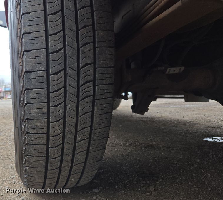 image for item EL5717 2007 Ford E350 Super Duty van