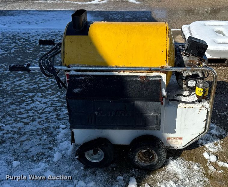 image for item EM3646 Landa PHW3-700 hot pressure washer