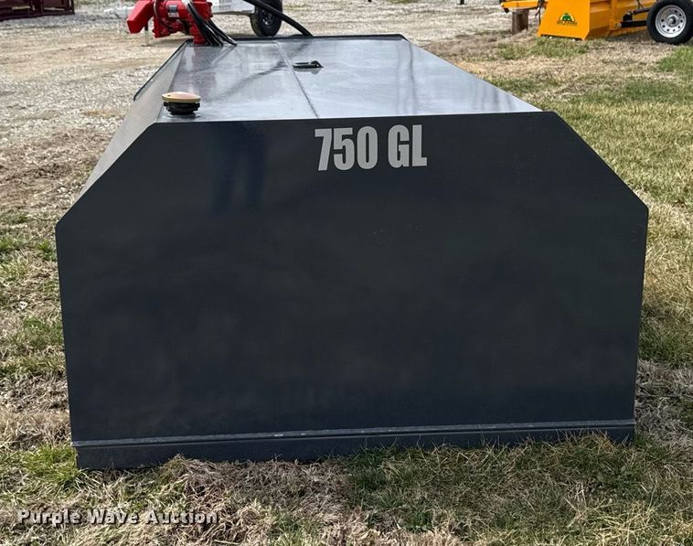 image for item EM3660 Fuel tank