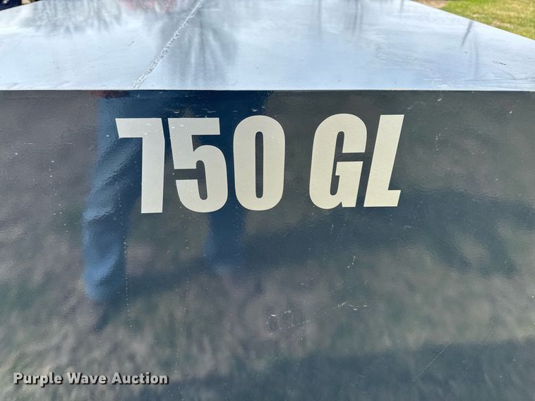 image for item EM3660 Fuel tank