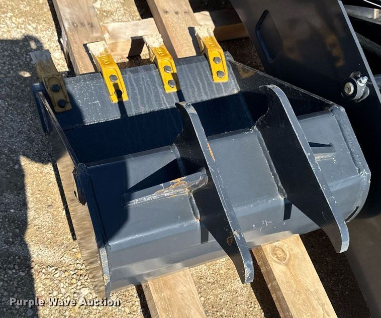 image for item EM3666 2024 Landhonor DGB-14-84D skid steer backhoe