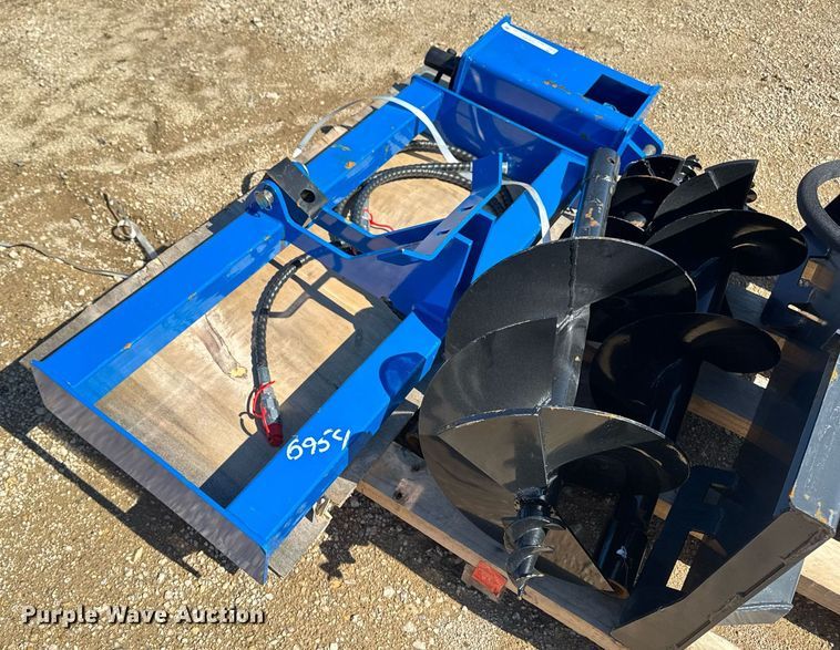 image for item EM3667 GIYI skid steer auger