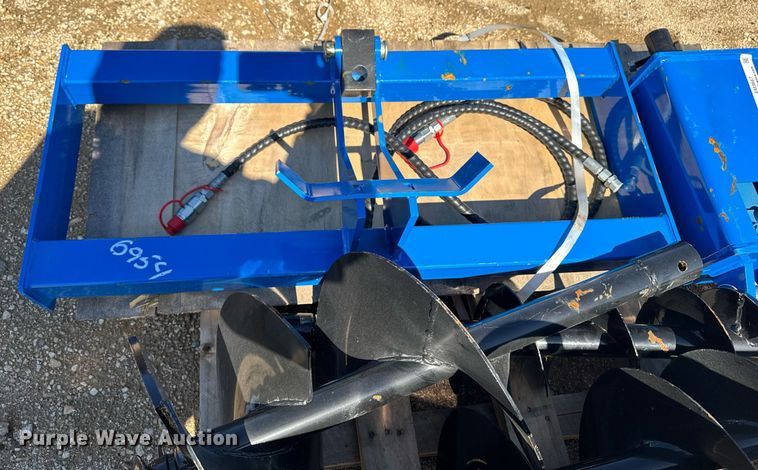image for item EM3667 GIYI skid steer auger