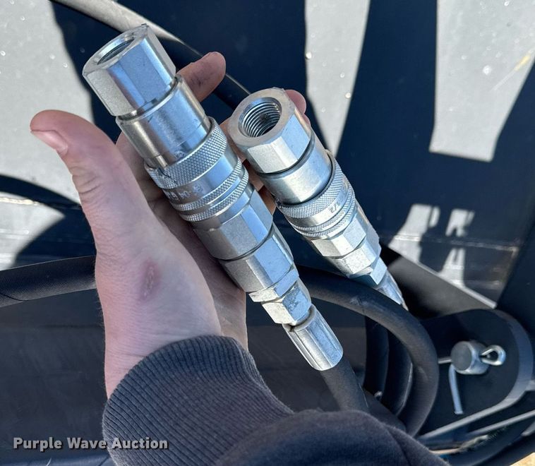 image for item EM3671 JCT skid steer grapple bucket