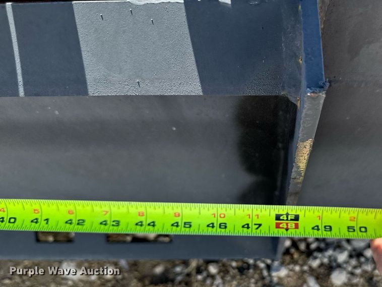 image for item EM3671 JCT skid steer grapple bucket