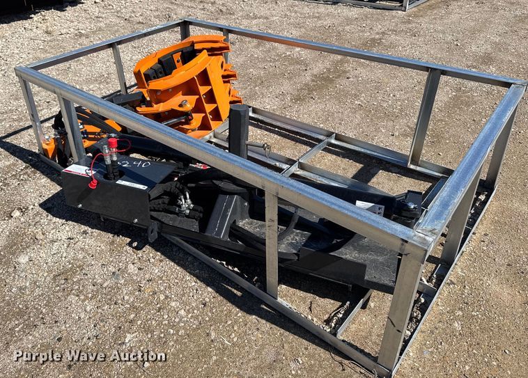 image for item EM3677 2024 Landhonor RTH-13-2000G skid steer rotating grapple