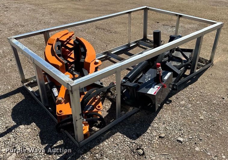 image for item EM3677 2024 Landhonor RTH-13-2000G skid steer rotating grapple