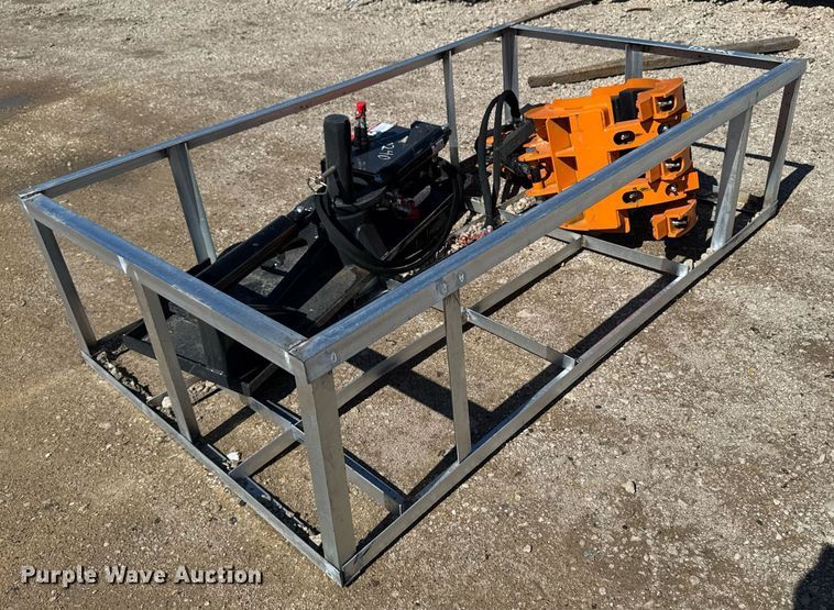 image for item EM3677 2024 Landhonor RTH-13-2000G skid steer rotating grapple