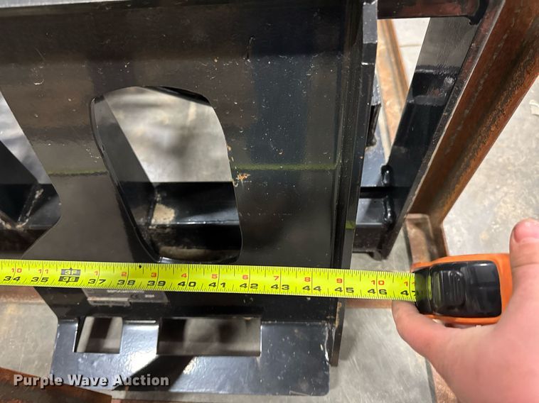 image for item EM3694 2024 AGT SSPOC skid steer pole clamp