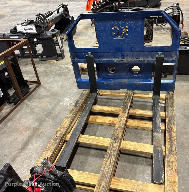 image for item EM3696 Skid steer forks