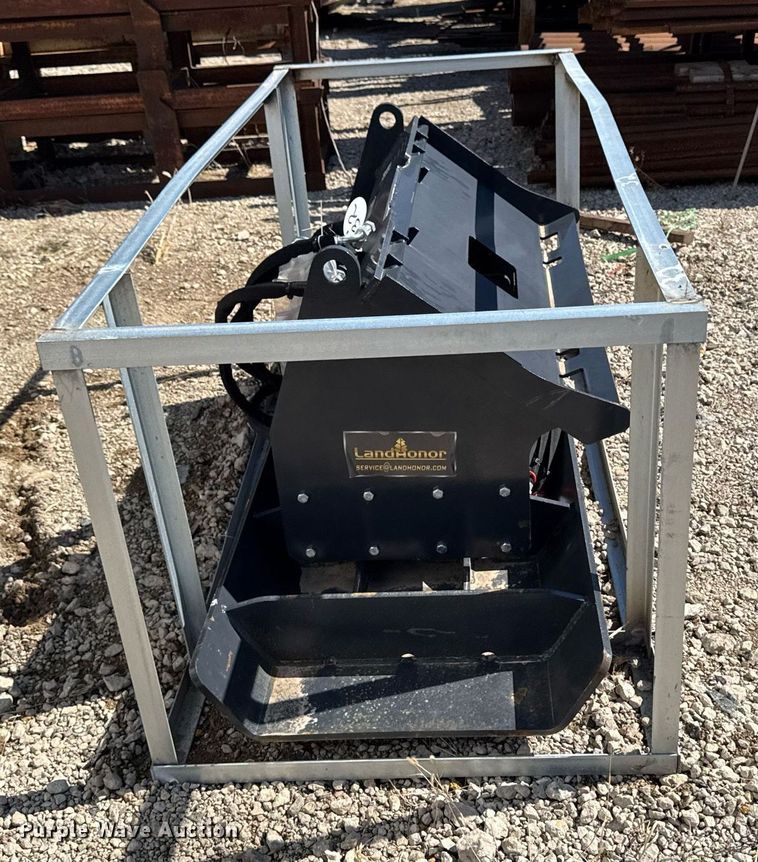 image for item EM3702 2023 Landhonor VPc-11-72W skid steer plate compactor