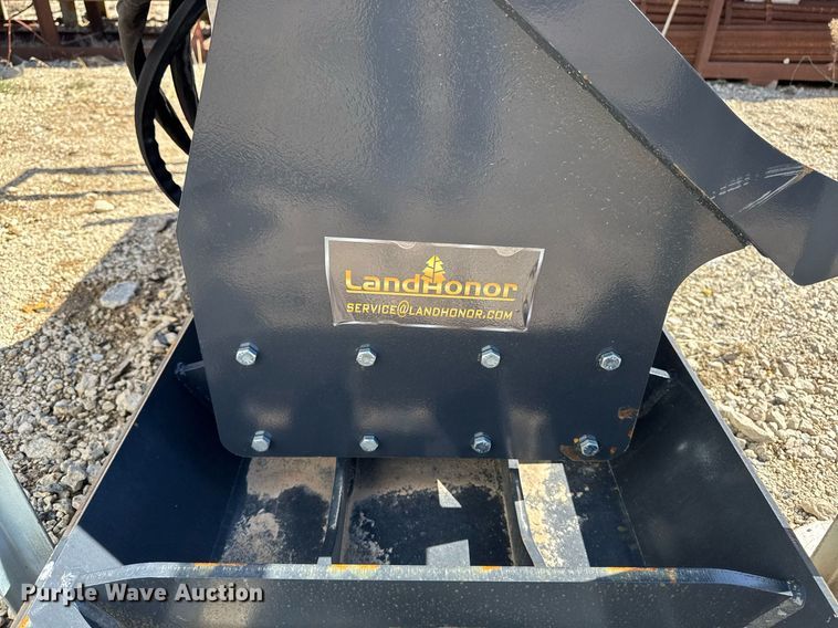 image for item EM3702 2023 Landhonor VPc-11-72W skid steer plate compactor