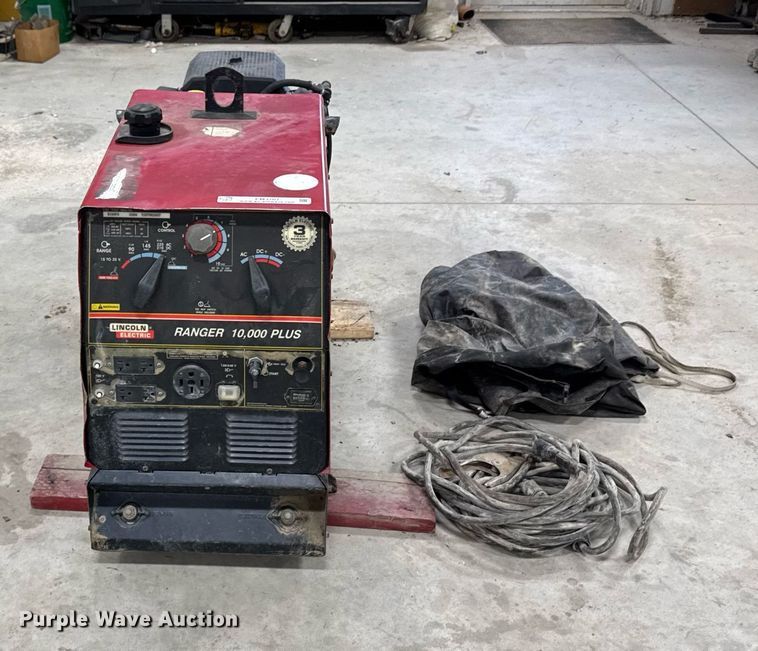 image for item EM3707 Lincoln Electric Ranger 10,000 plus welder/generator