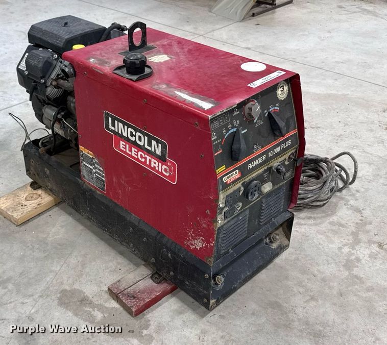 image for item EM3707 Lincoln Electric Ranger 10,000 plus welder/generator