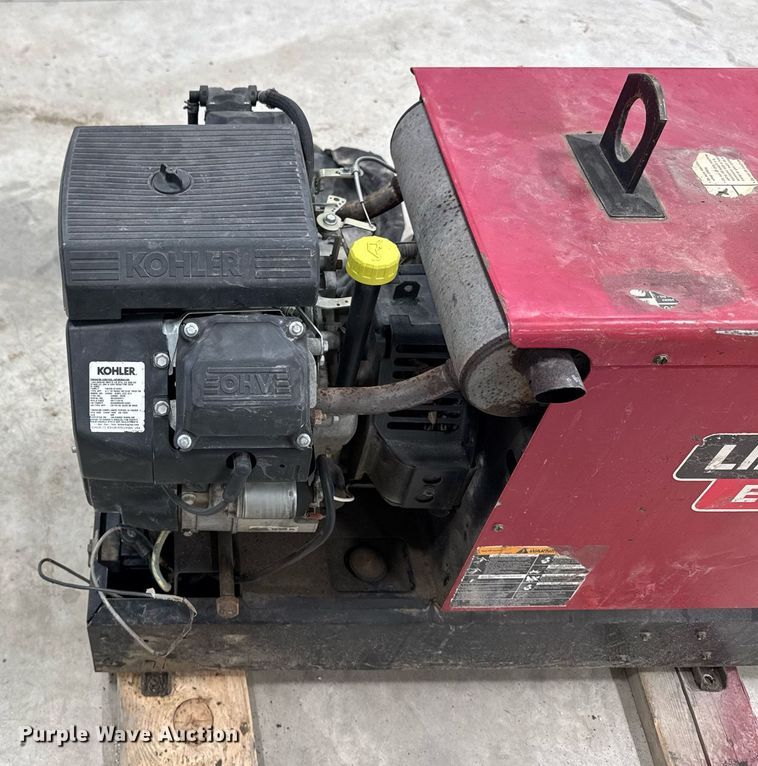 image for item EM3707 Lincoln Electric Ranger 10,000 plus welder/generator