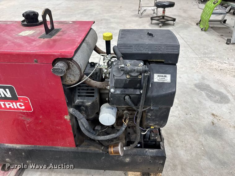 image for item EM3707 Lincoln Electric Ranger 10,000 plus welder/generator
