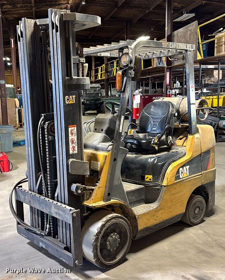 image for item EM3716 Caterpillar 2C6500 forklift