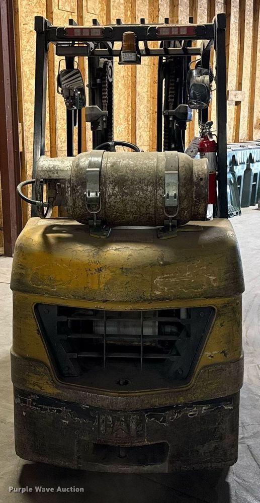 image for item EM3716 Caterpillar 2C6500 forklift