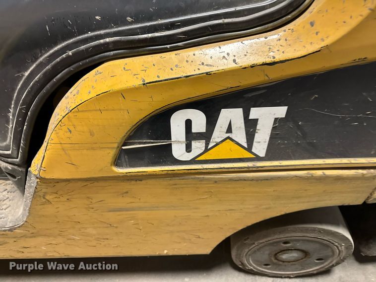 image for item EM3716 Caterpillar 2C6500 forklift