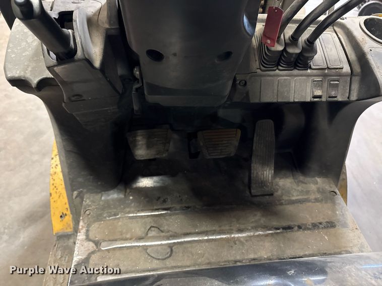 image for item EM3716 Caterpillar 2C6500 forklift