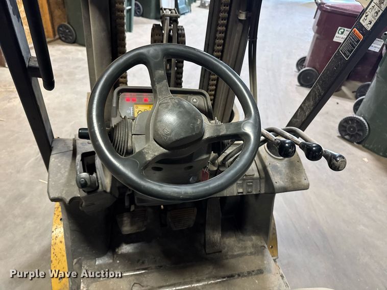 image for item EM3716 Caterpillar 2C6500 forklift