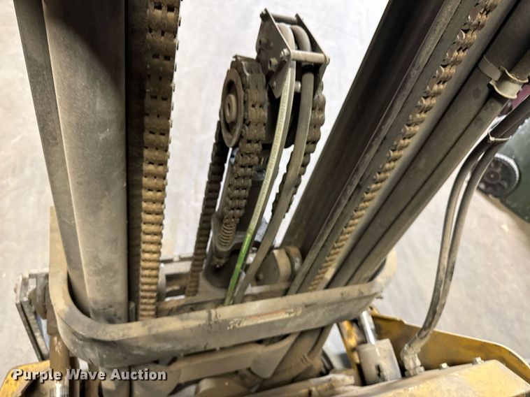 image for item EM3716 Caterpillar 2C6500 forklift