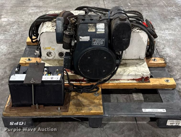 image for item EM3728 Jump starter