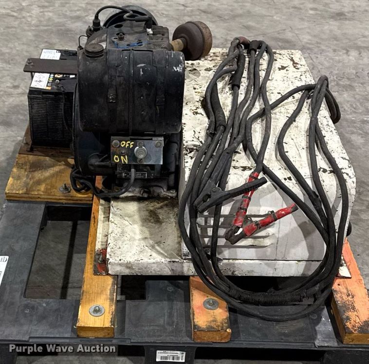 image for item EM3728 Jump starter