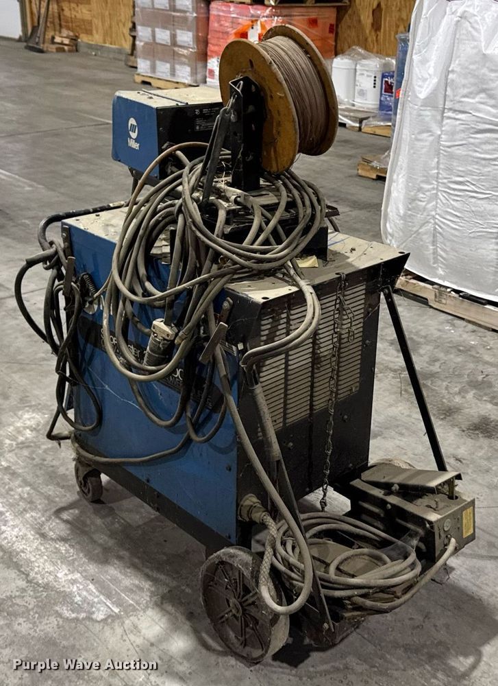 image for item EM3734 Miller Shopmaster 300 AC/DC welder