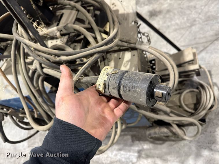 image for item EM3734 Miller Shopmaster 300 AC/DC welder