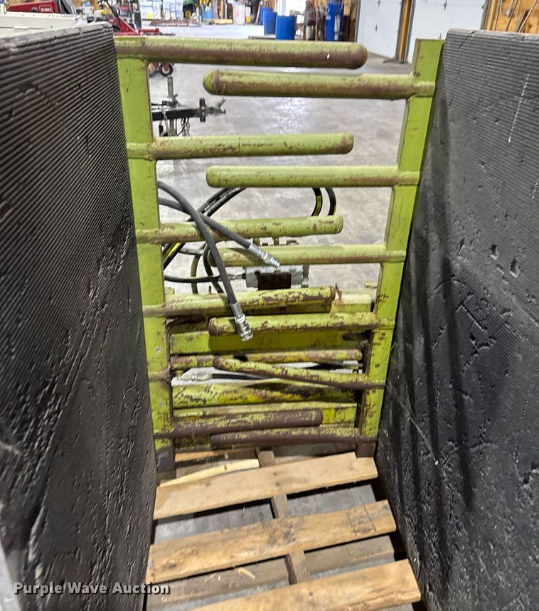 image for item EM3735 Clarke Clamp Less Arms forklift clamp