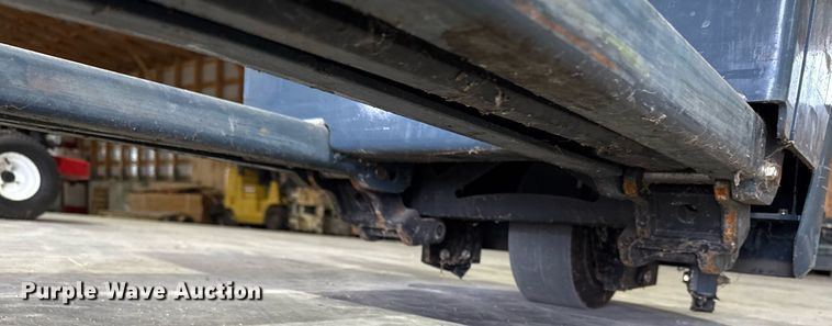 image for item EM3738 Toyota 8HBW23 pallet jack