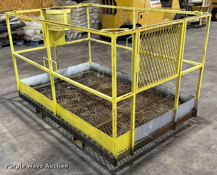 image for item EM3739 Forklift man basket