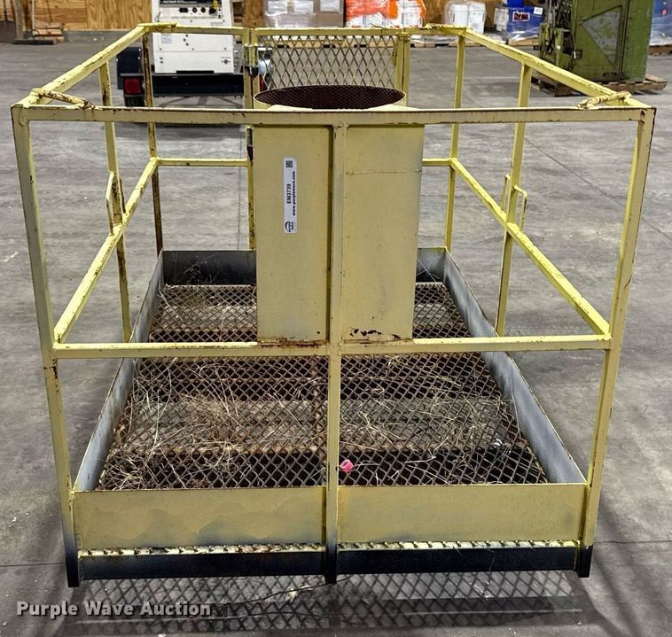 image for item EM3739 Forklift man basket