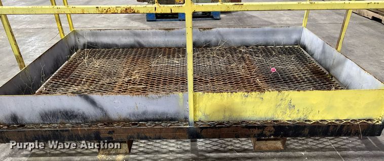 image for item EM3739 Forklift man basket