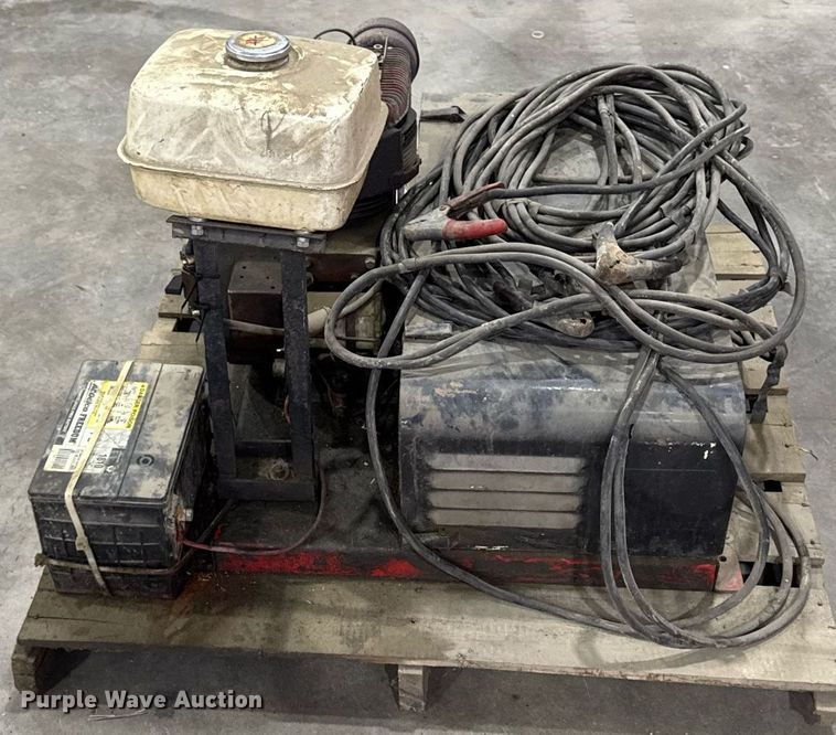 image for item EM3740 Jump starter