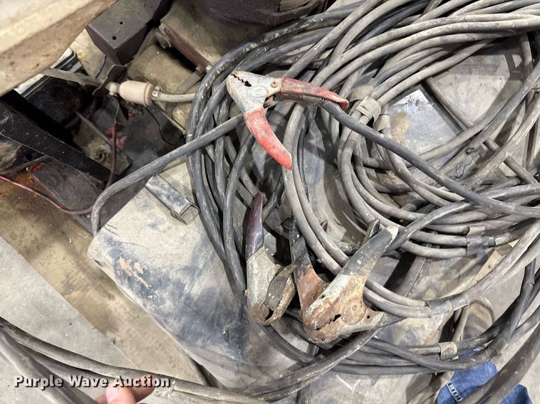 image for item EM3740 Jump starter