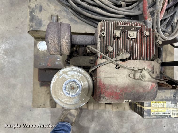 image for item EM3740 Jump starter