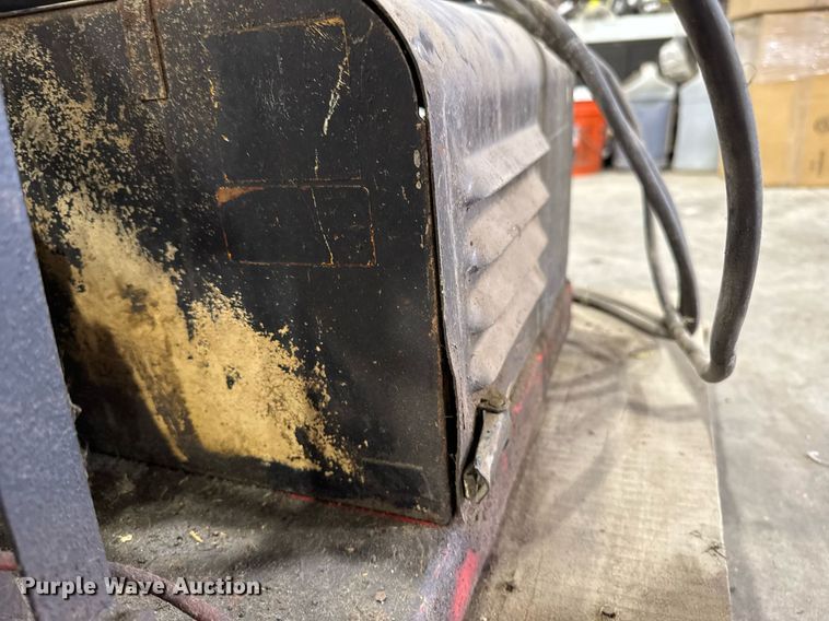 image for item EM3740 Jump starter