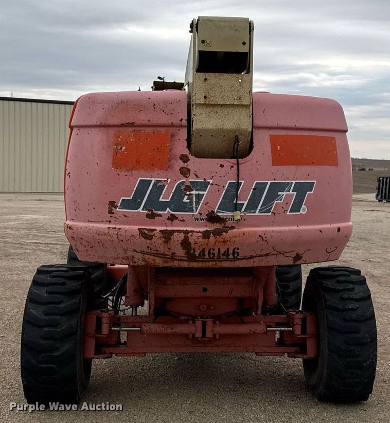 image for item EM3742 1998 JLG 600S boom lift