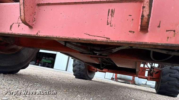 image for item EM3742 1998 JLG 600S boom lift