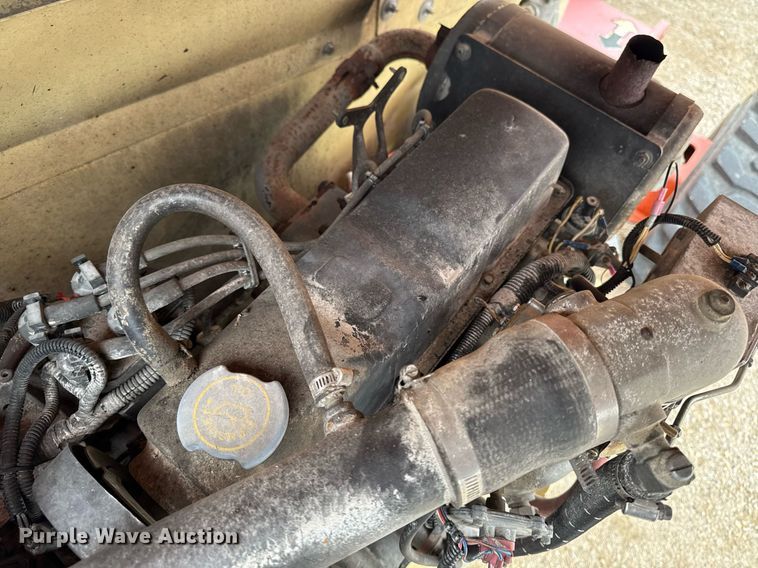 image for item EM3742 1998 JLG 600S boom lift