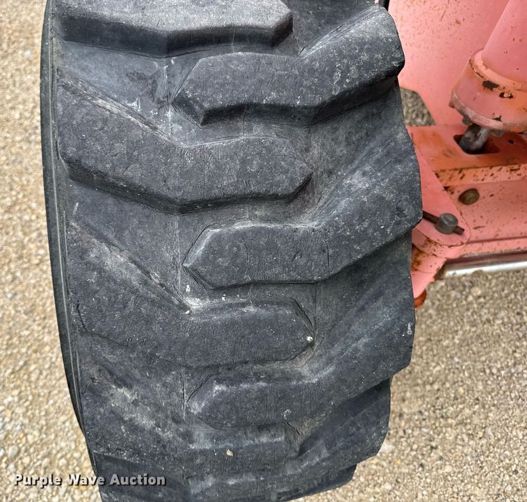 image for item EM3742 1998 JLG 600S boom lift